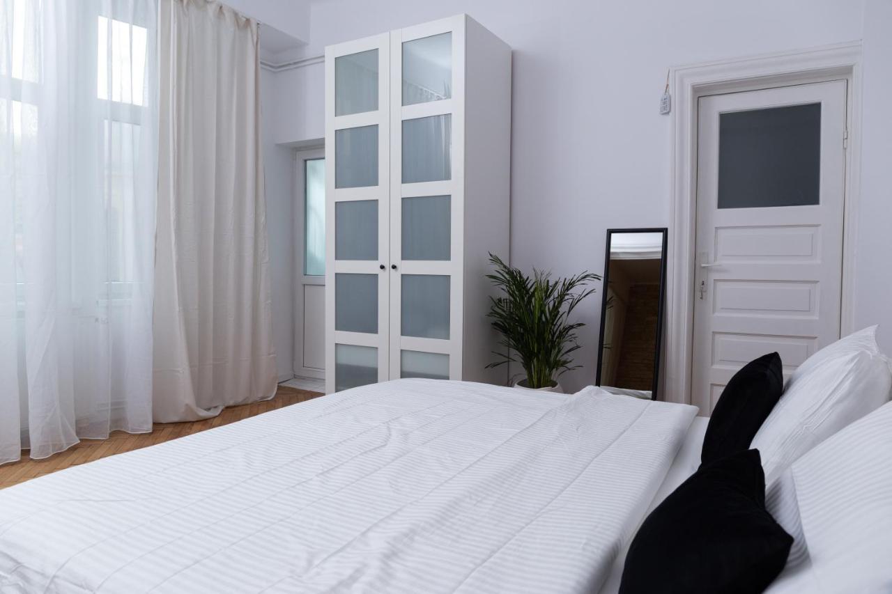 דירות בוקרשט Color Aparments Coposu Blv מראה חיצוני תמונה